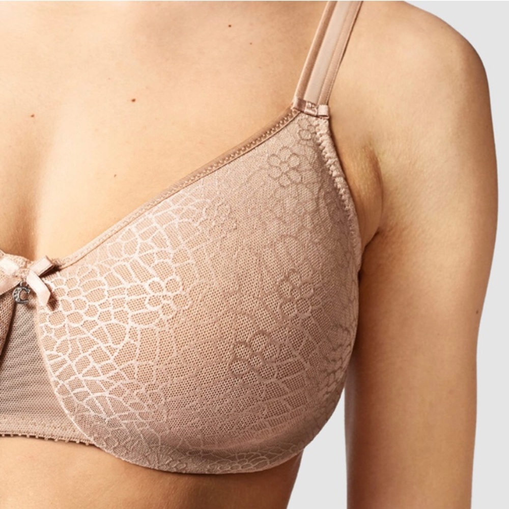 Chantelle C Magnifique Seamless Unlined Minimizer 32E